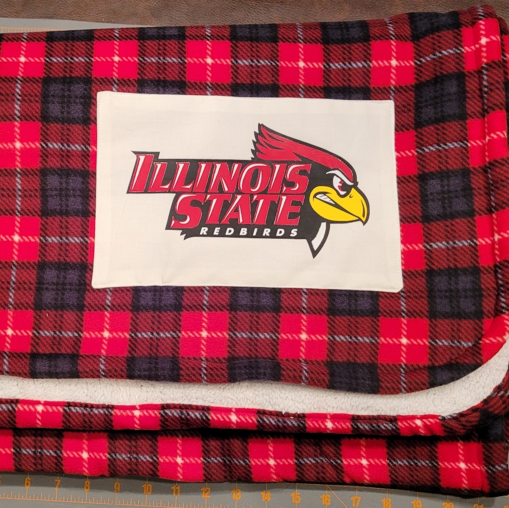 Illinois State University fleece sherpa throw blanket. Redbird. ISU
